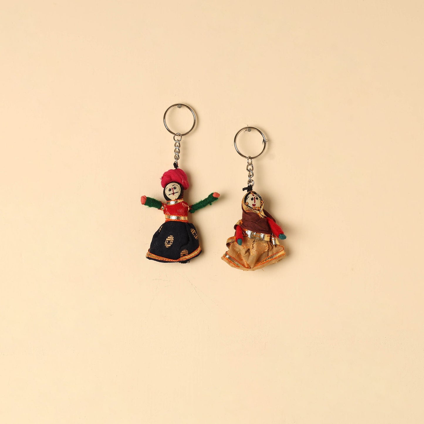 Buy Rajasthani Puppet Couple Handmade Keychain