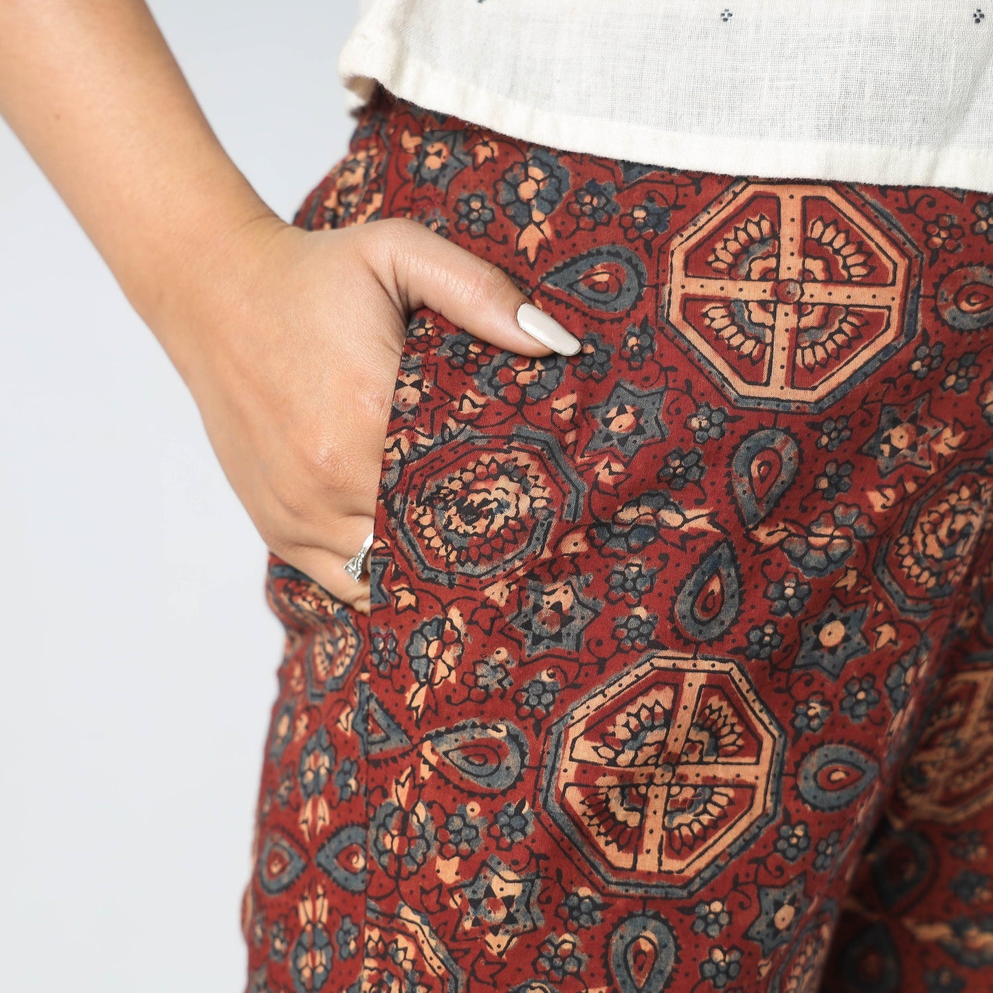 ajrakh pant