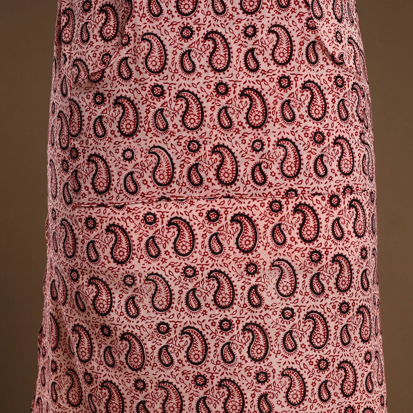 Buy Red Bagh Block Print Cotton Apron with Pocket