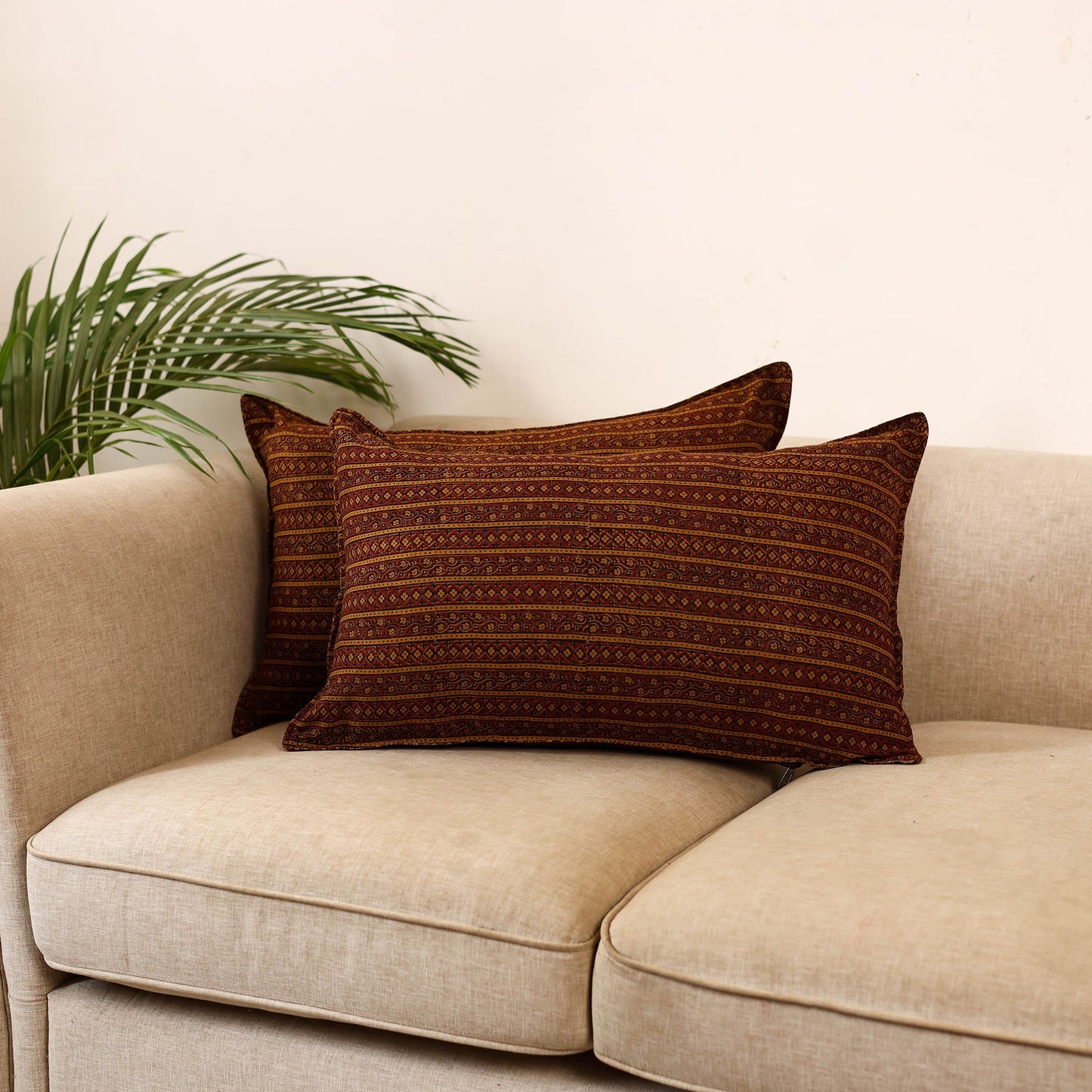 Bagh hand pillow cover (set of 2) 04 - handcrafted