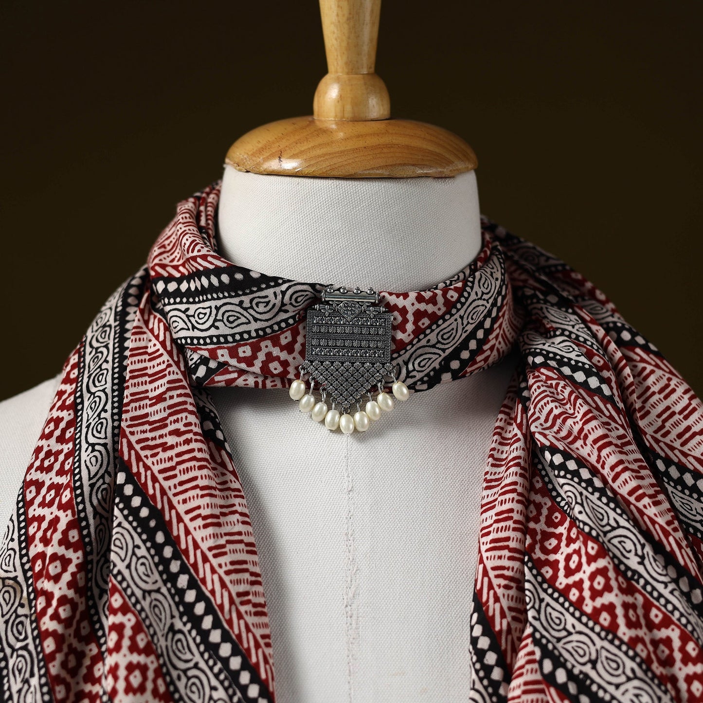 Bagh modal silk pendant necklace scarf 88 - handcrafted