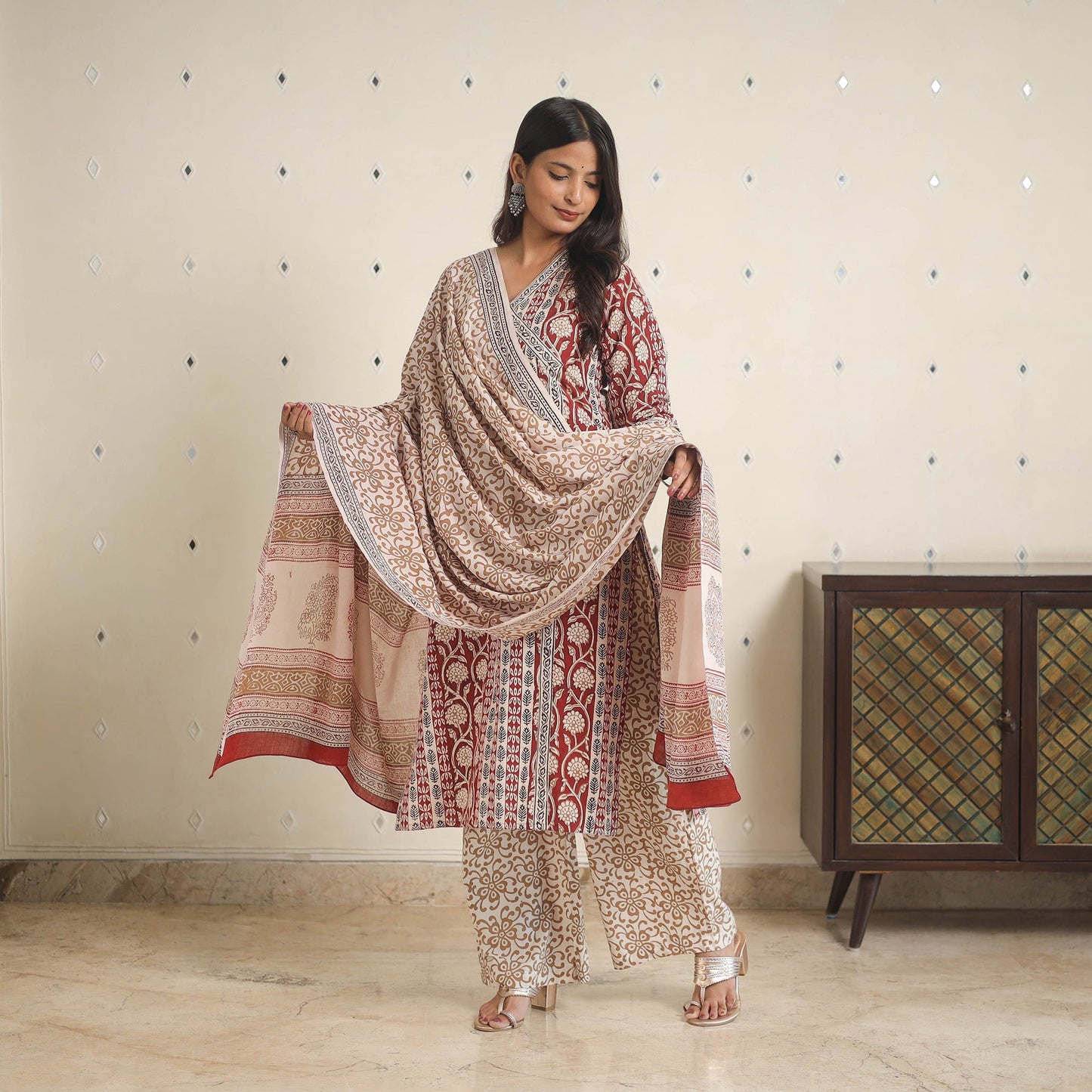 Red - bagh cotton suit set (set of 3) 01 - handcrafted