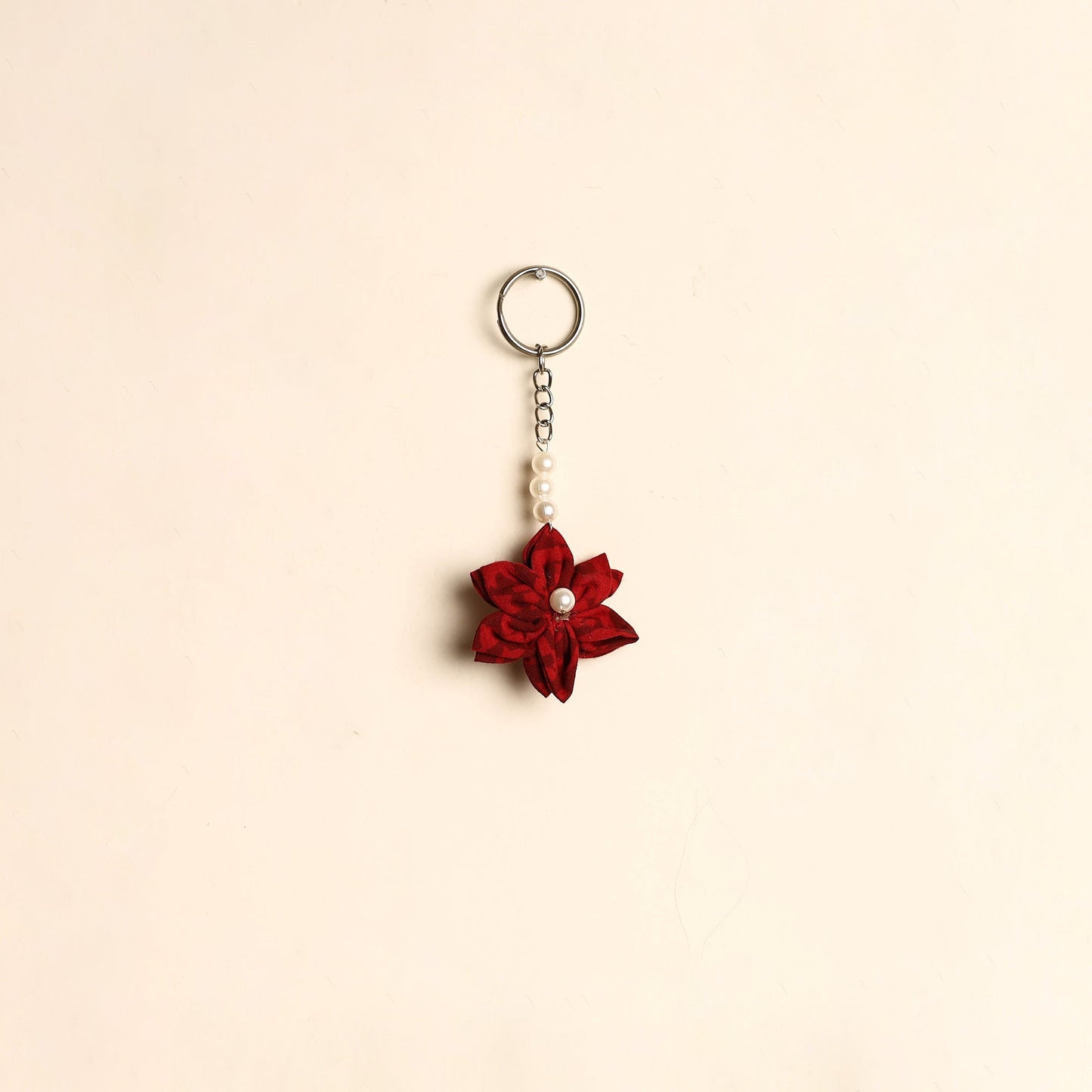 Beaded fabart flower keychain 04 - handcrafted
