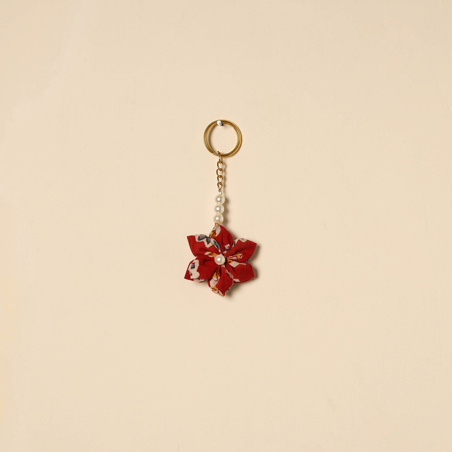 Beaded fabart flower keychain 60 - handcrafted