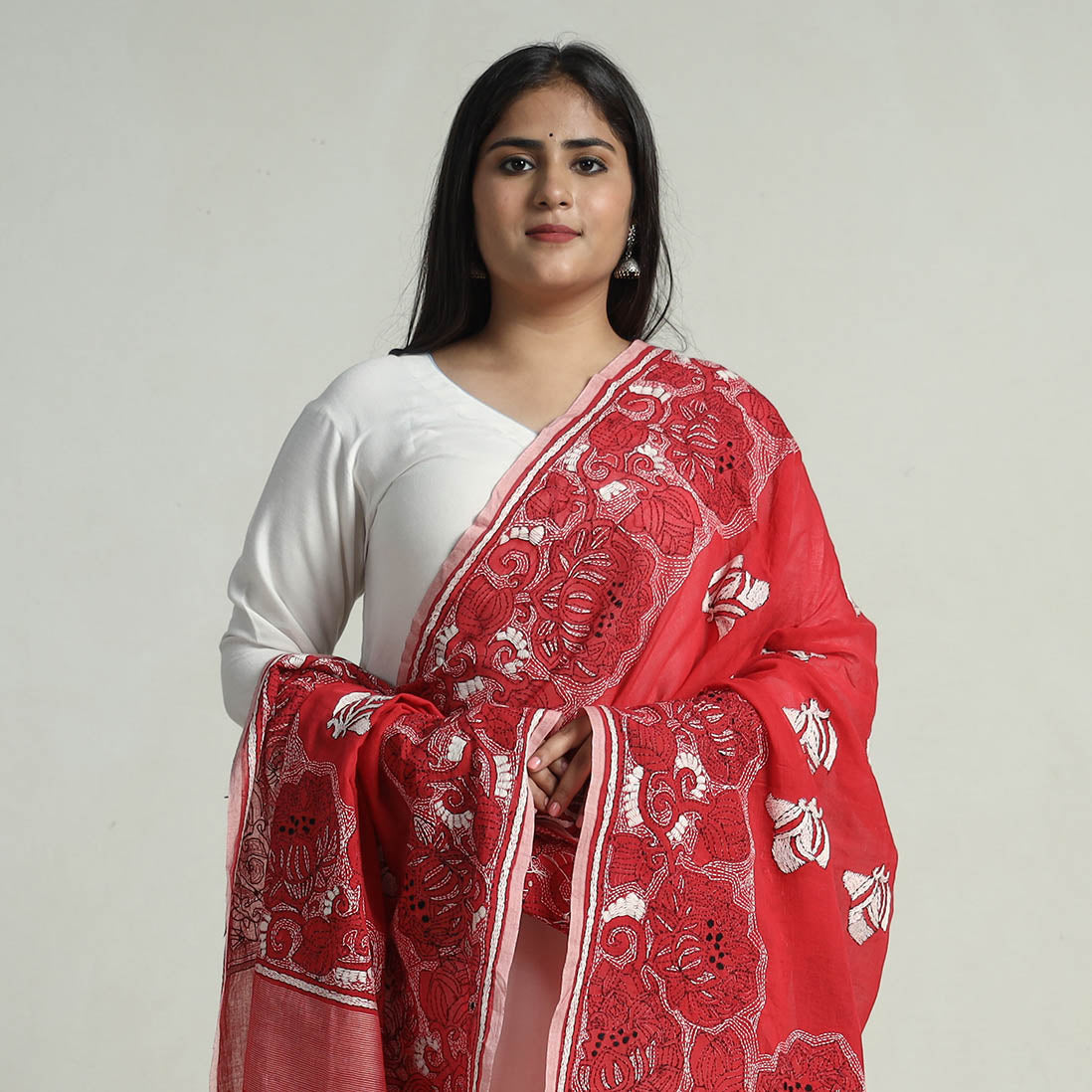 Bengal Kantha Embroidery Cotton Handloom Dupatta 115 Online at iTokri.com