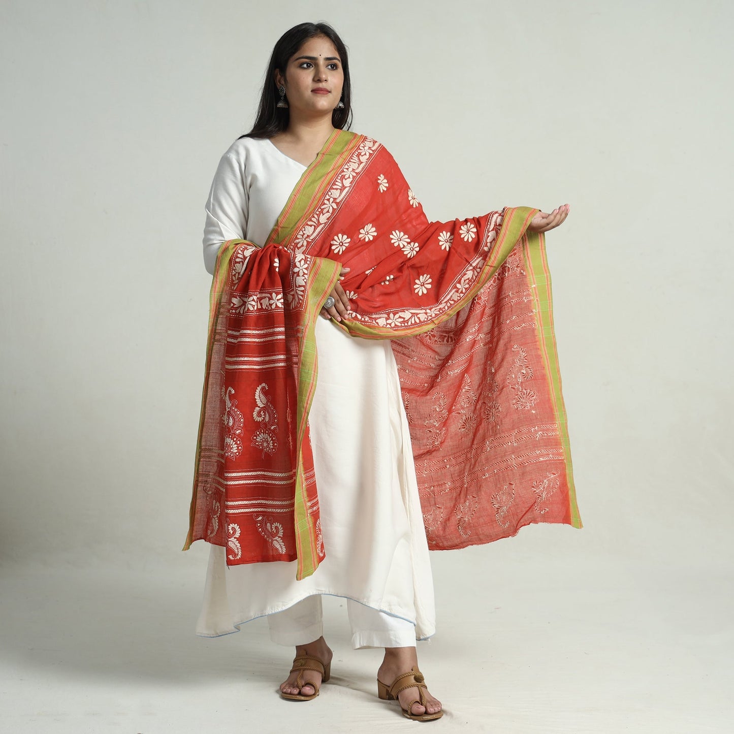 Bengal Kantha Embroidery Cotton Handloom Dupatta 123