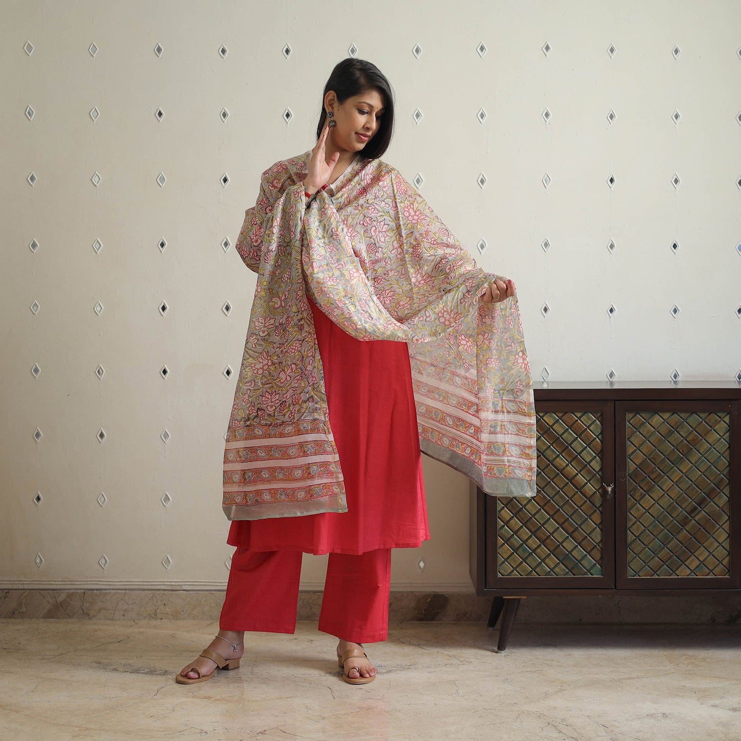 Red Tussar Dupion Silk Handloom Plain Kurta Set