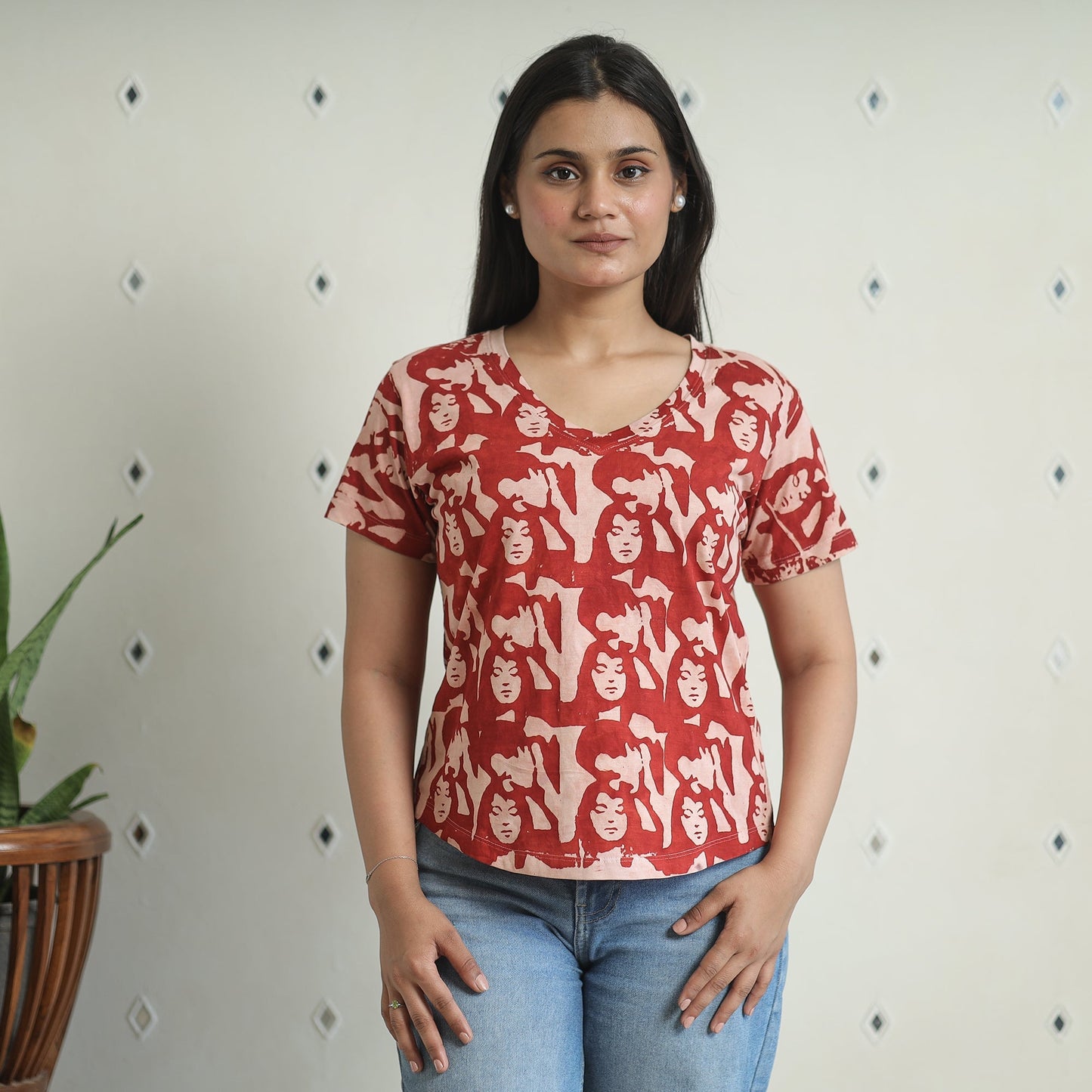 Bindaas Block Art Printed Cotton Women V Neck T-shirt 03 Online at iTokri.com
