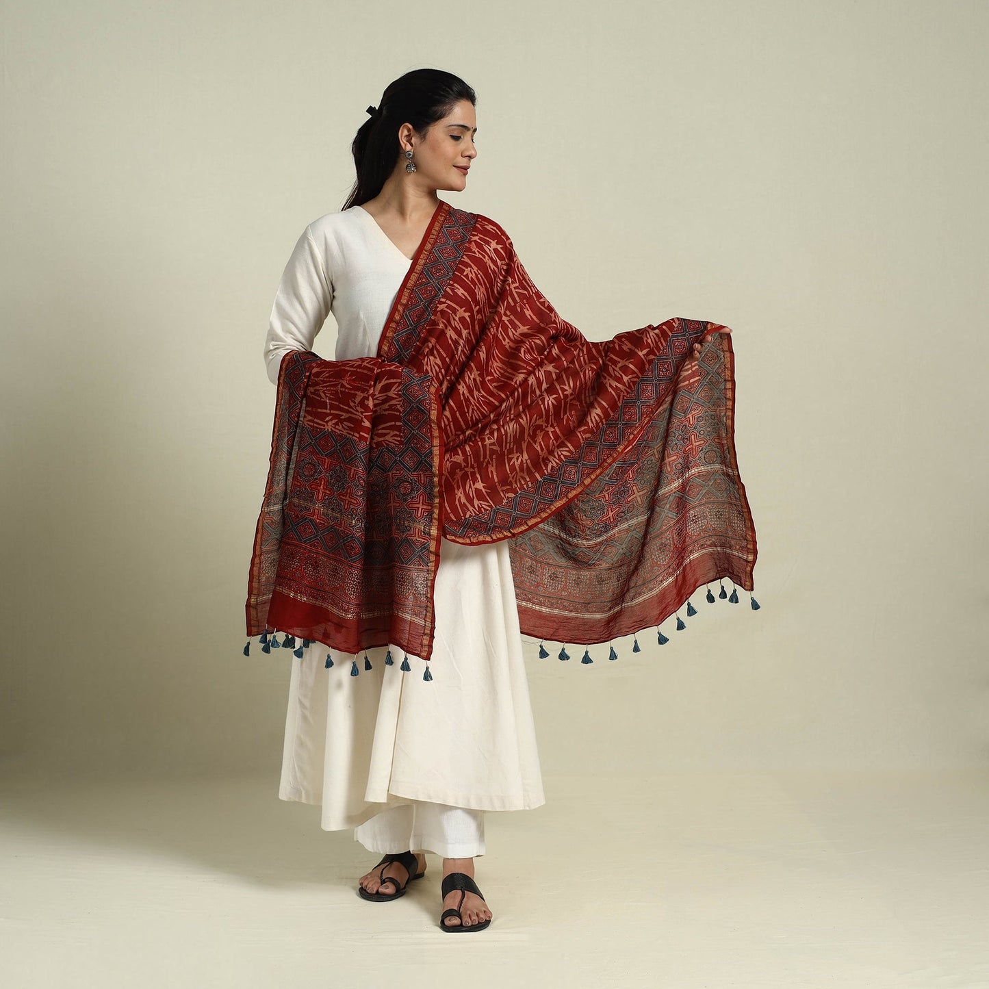 Red - chanderi silk handloom dupatta 09 - handcrafted