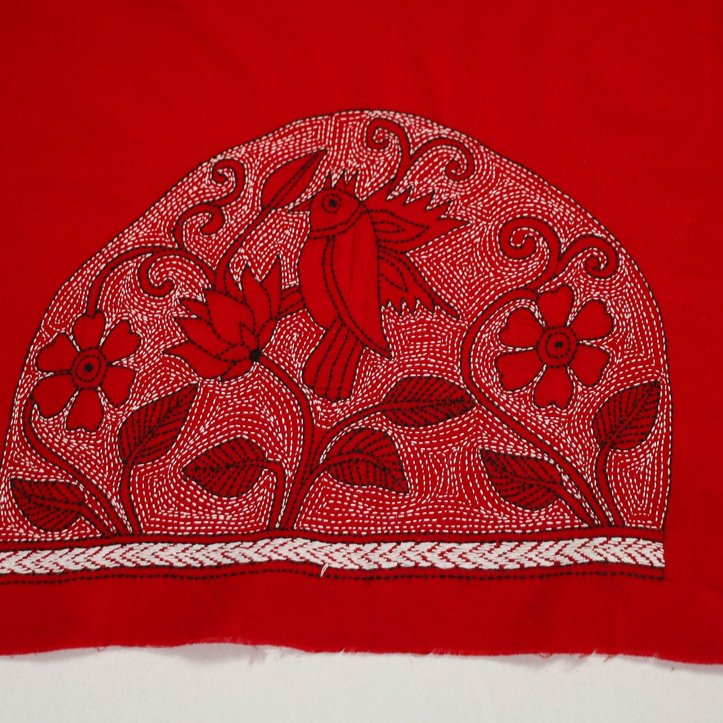 Buy Cotton Red Bengal Kantha Work Blouse Piece