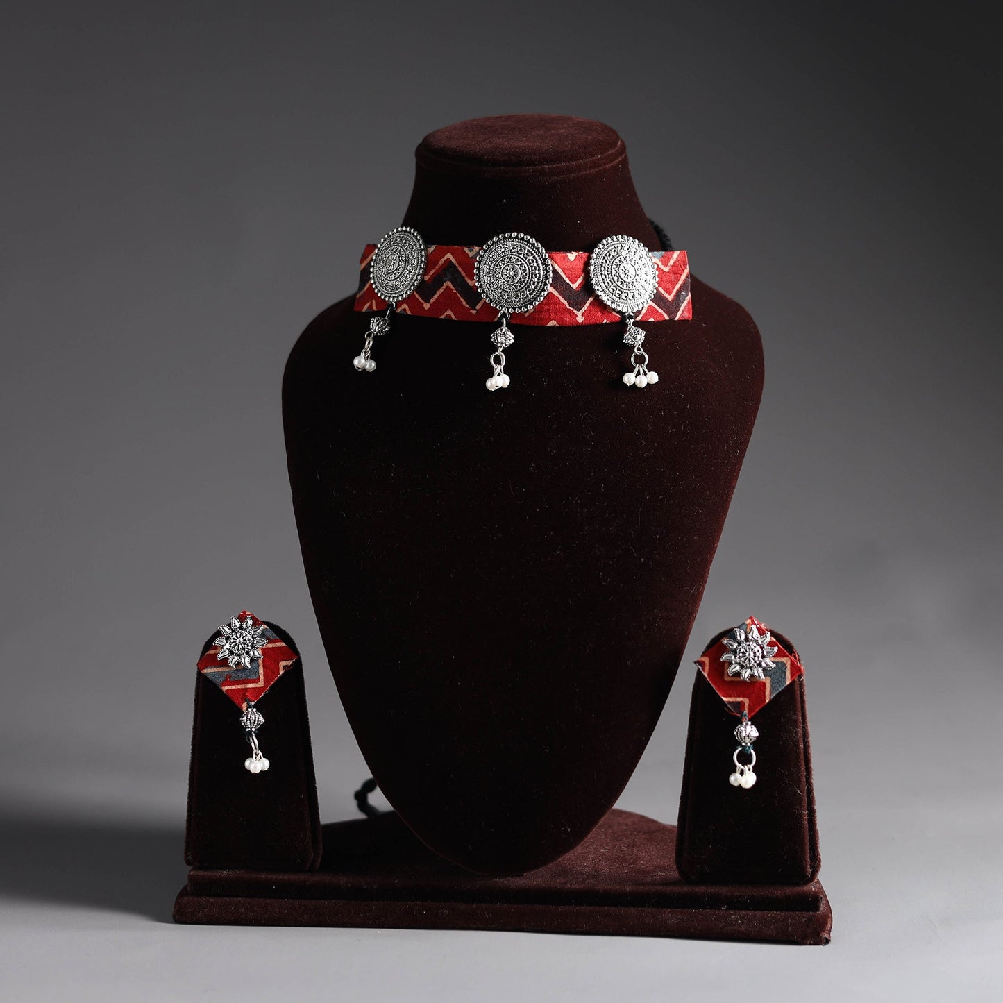 Buy Handcrafted GS Fabart Necklace Set Online – iTokri