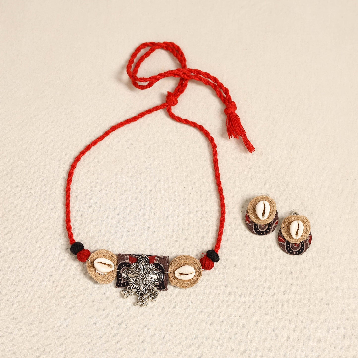 Red - german silver jute & fabart necklace set 68