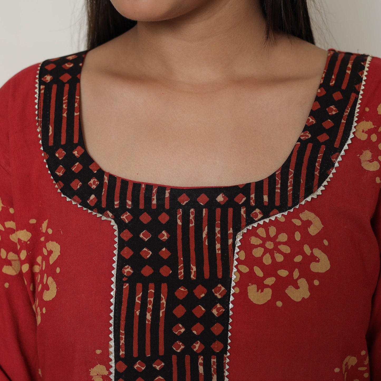 Hand Batik Printed Cotton Kurta with Palazzo & Dupatta Set 07