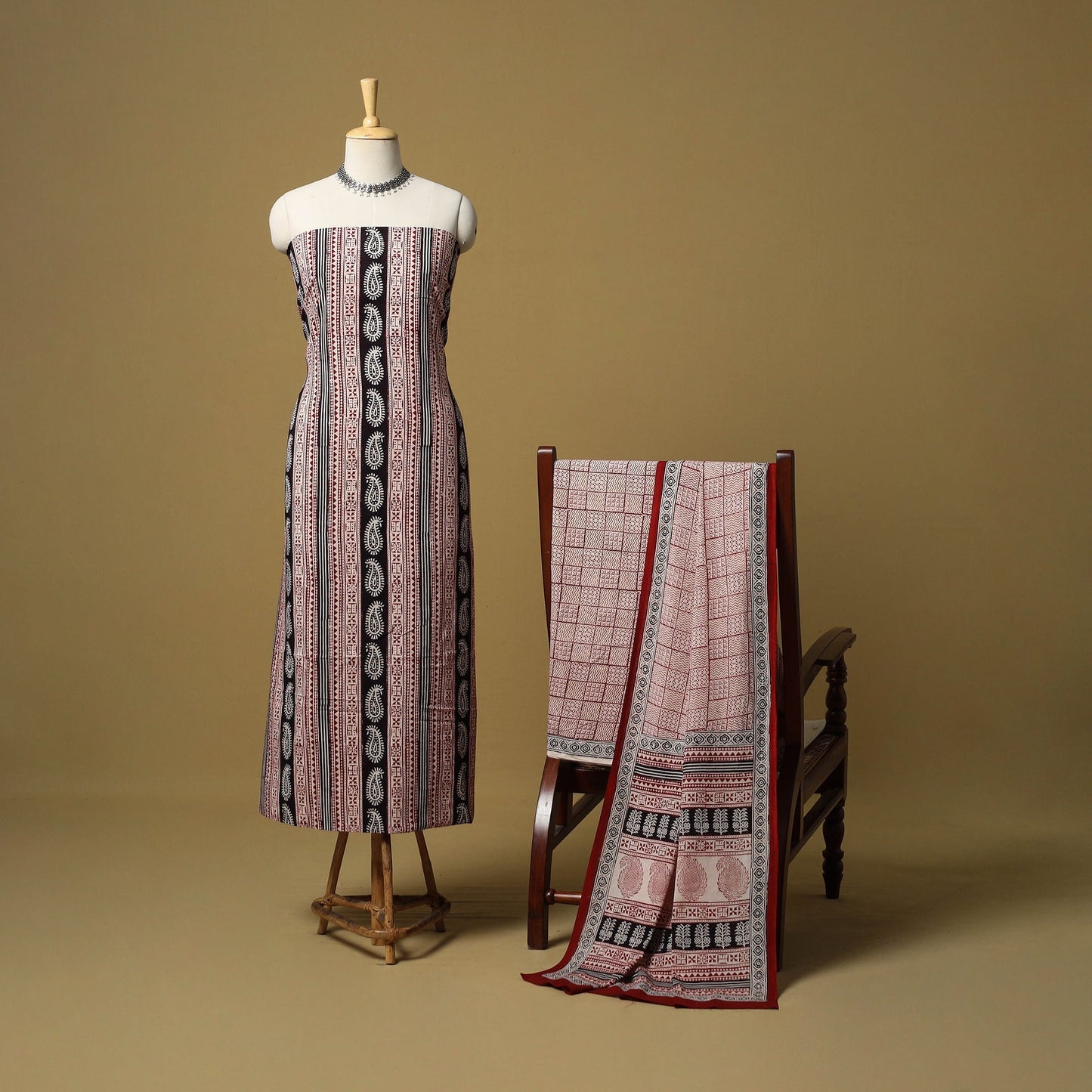 Red - hand bagh natural dyed cotton 3pc unstitched dress