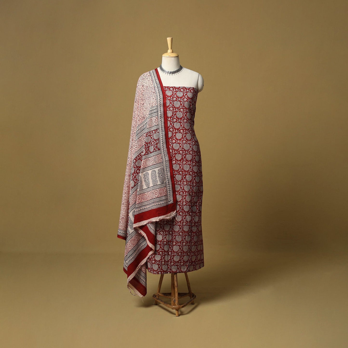 Red - hand bagh natural dyed cotton 3pc unstitched dress