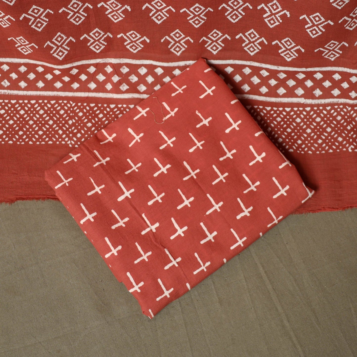 Hand block jaipur print cotton 3pc unstitched dress