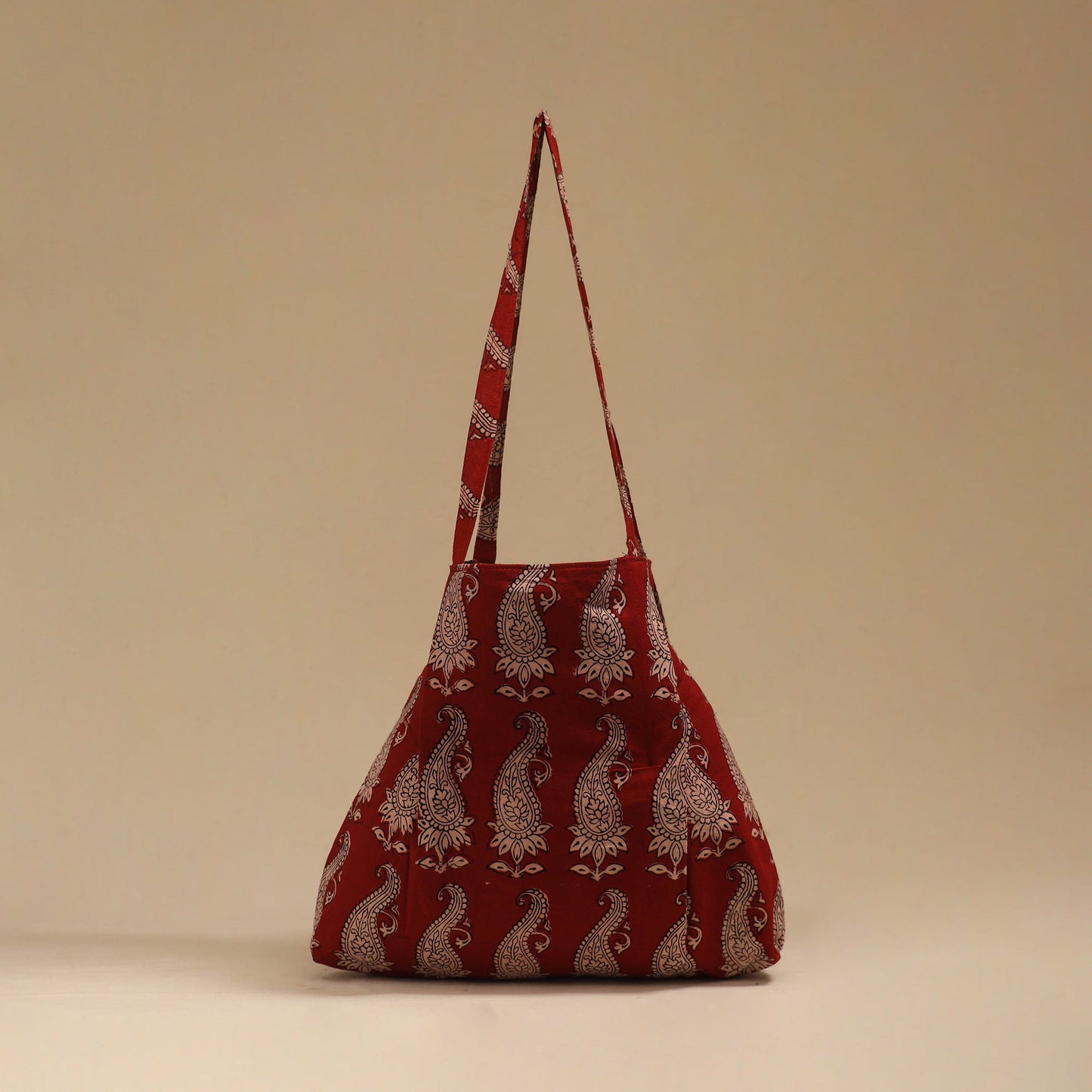 Handcrafted fabric jhola bag 28