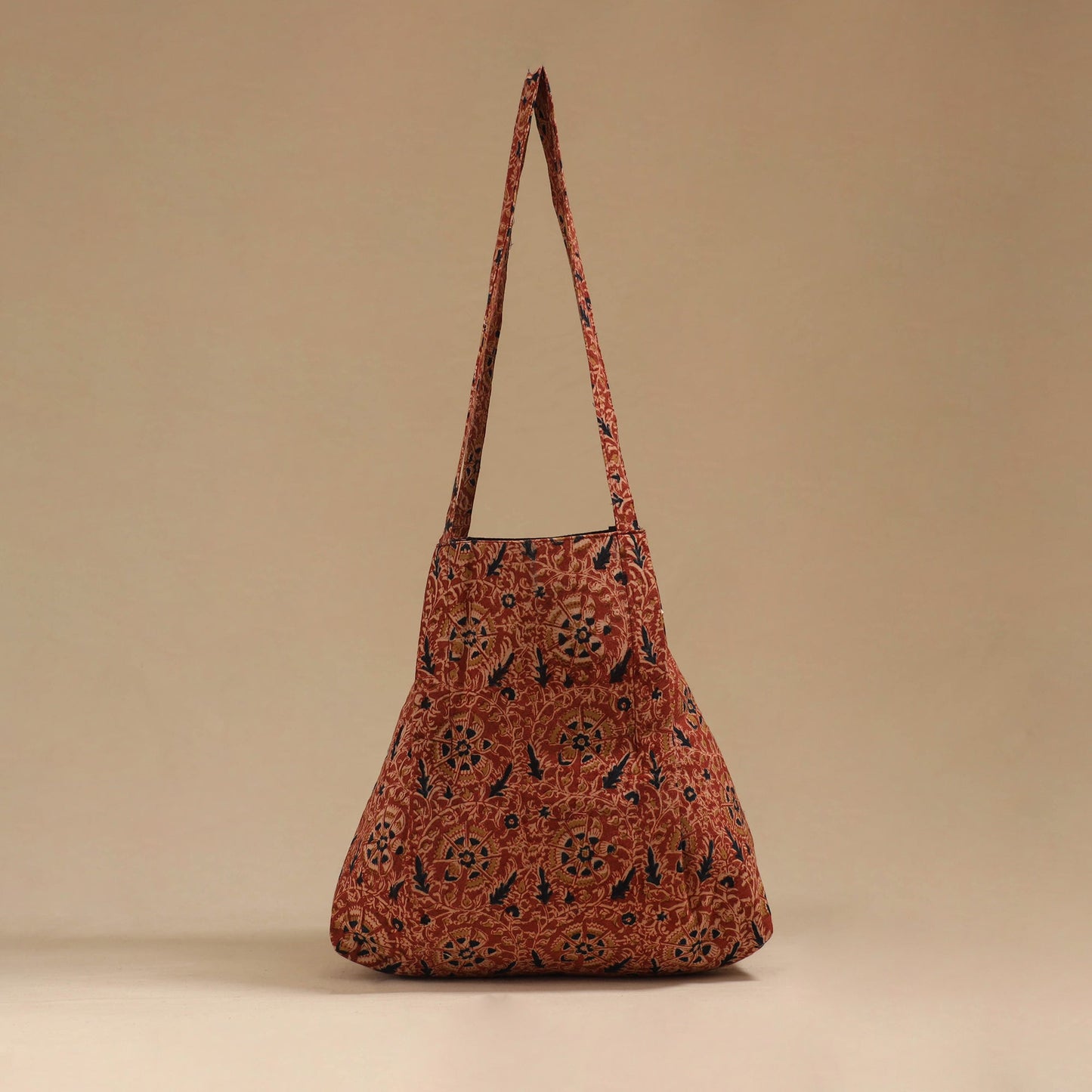 Handcrafted fabric jhola bag 51
