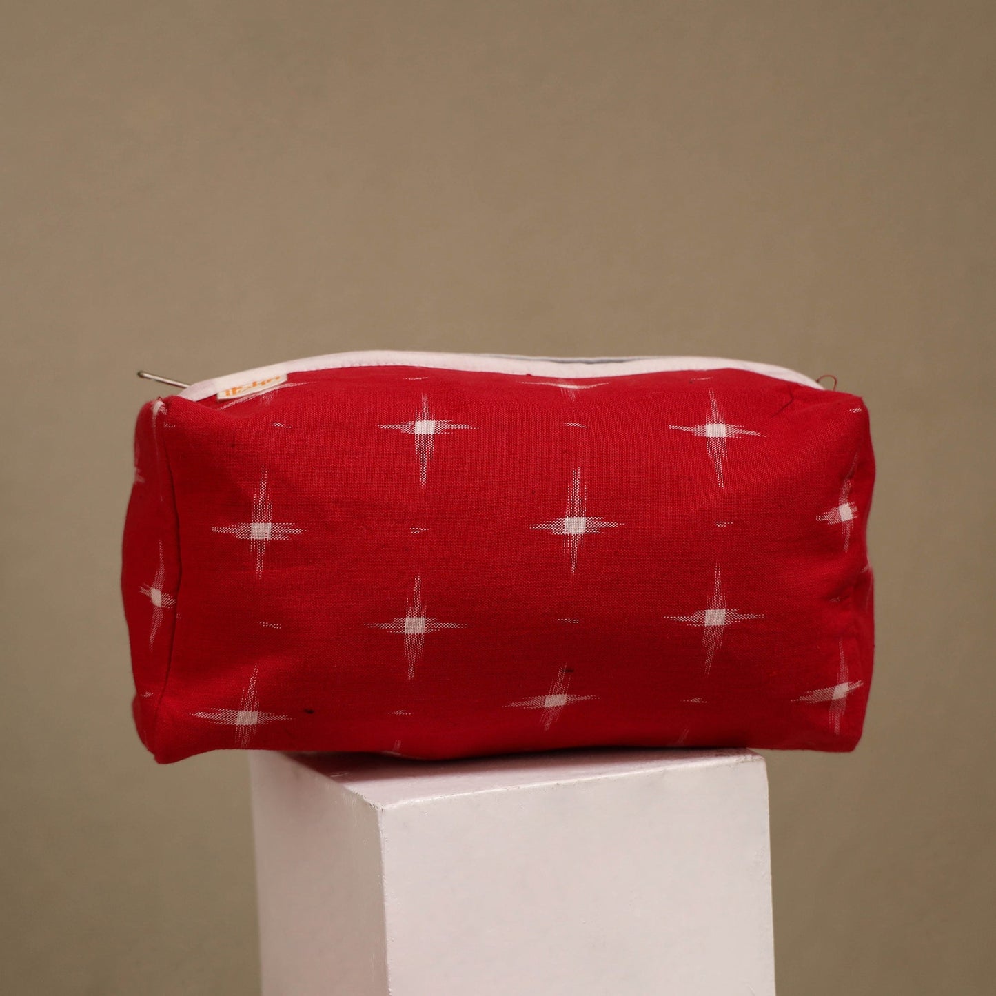 Handcrafted fabric toiletry bags (set of 3) 03