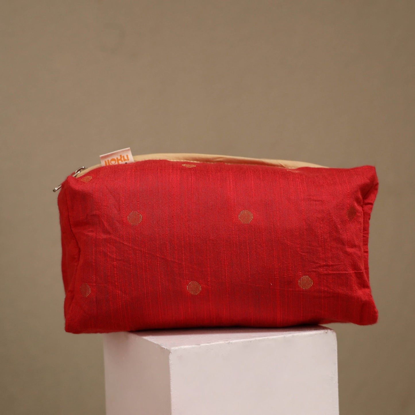 Handcrafted fabric toiletry bags (set of 3) 09