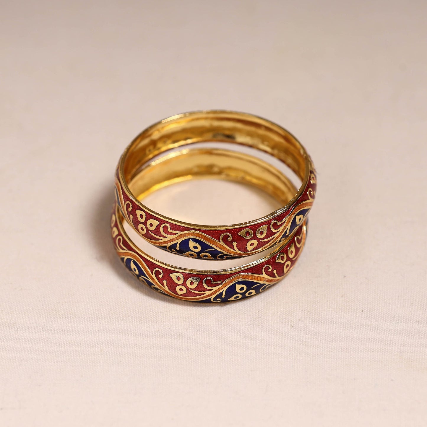 Handcrafted paka meenakari bangles (set of 2) 281