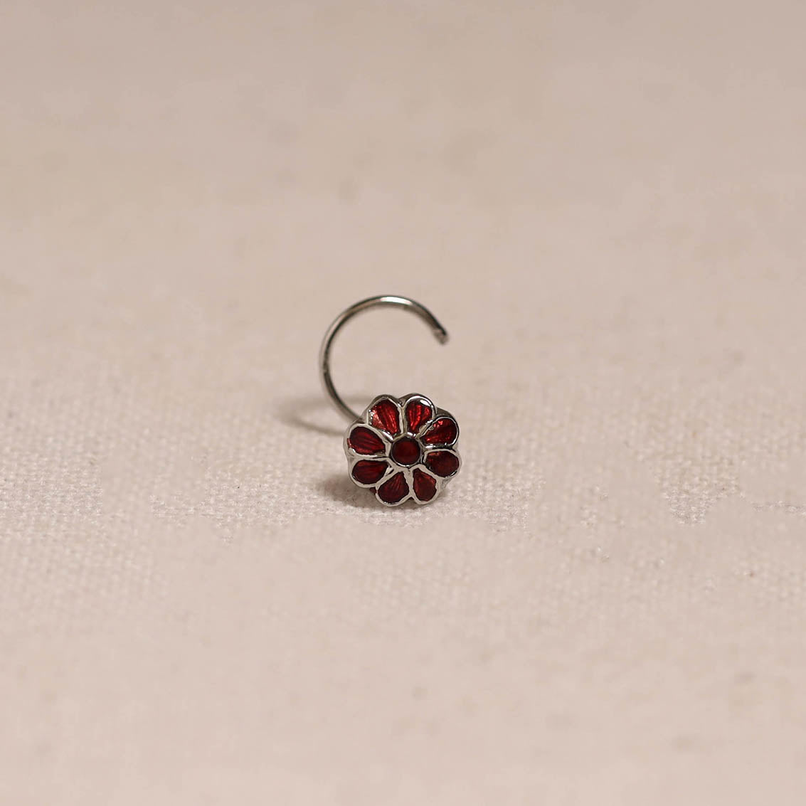 Handcrafted paka meenakari nosepin 166