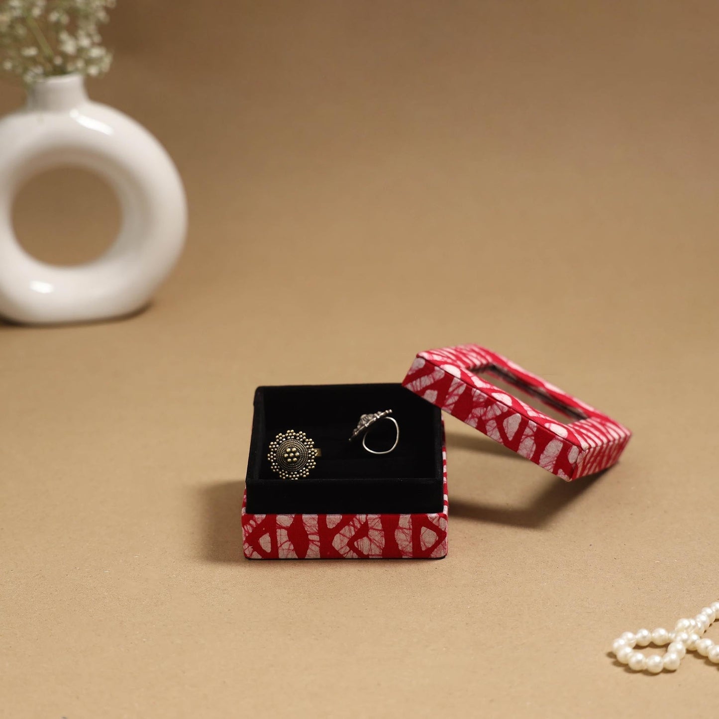 Handcrafted printed fabric ring/earring box 44
