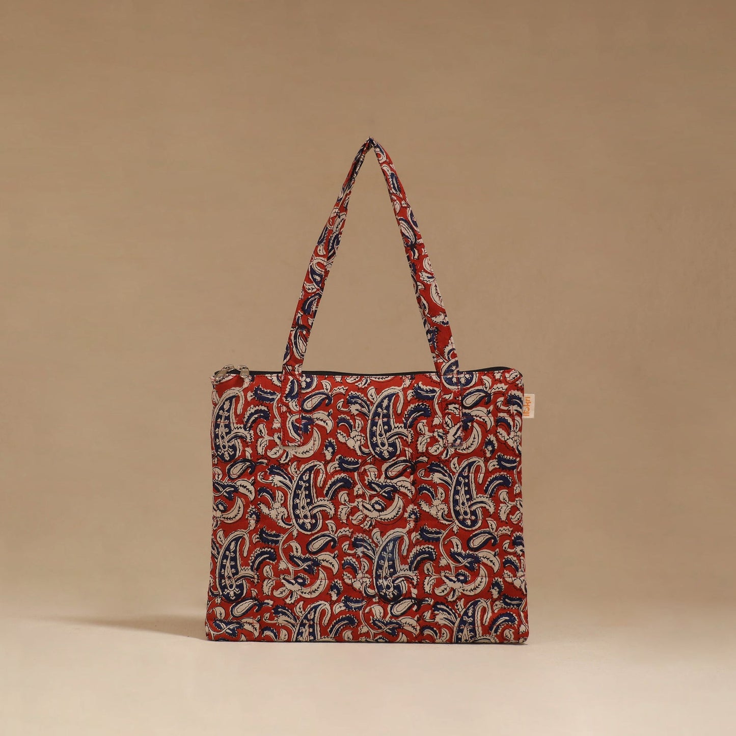 Handcrafted quilted handbag 23