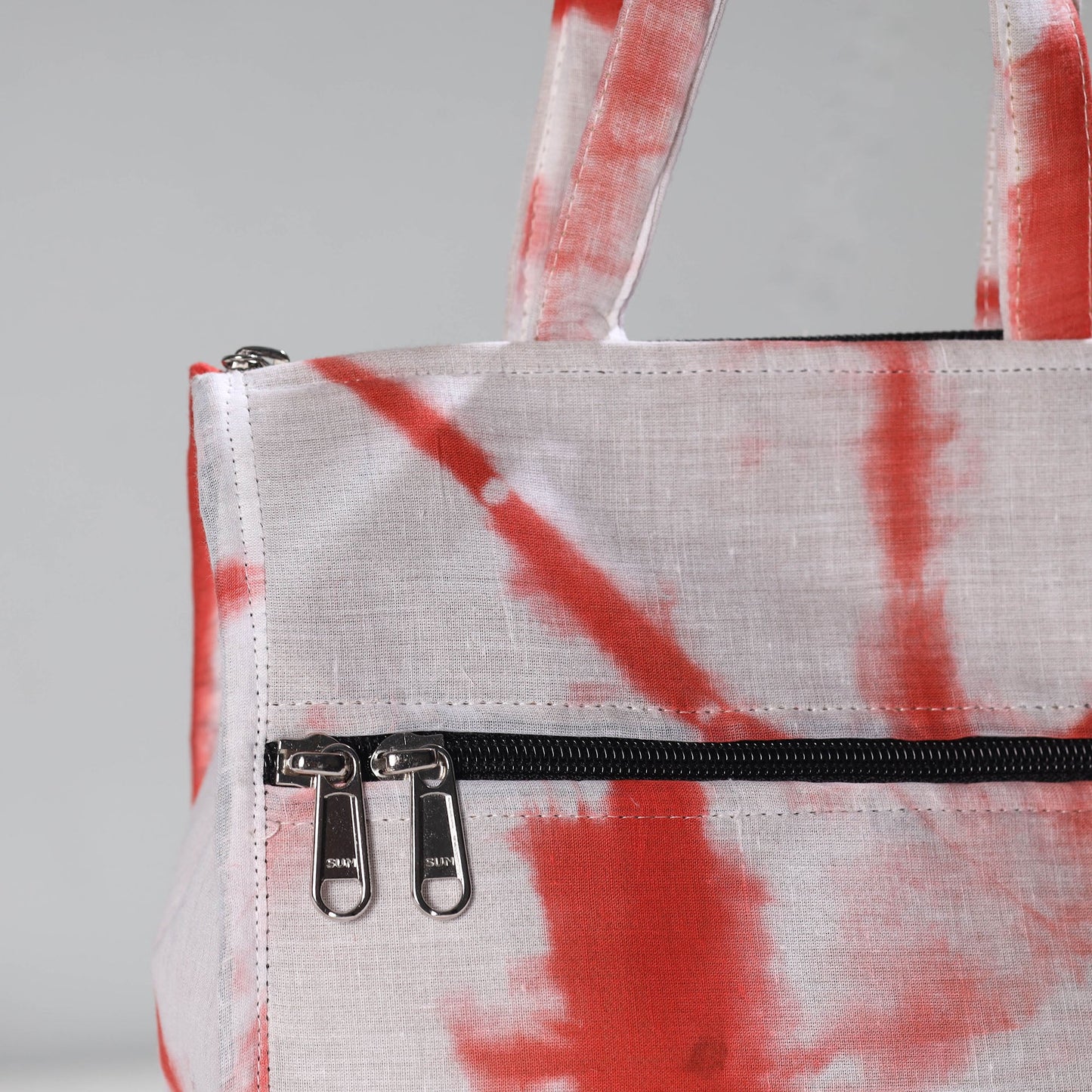 Red Handcrafted Shibori Tie-Dye Cotton Hand Bag 01