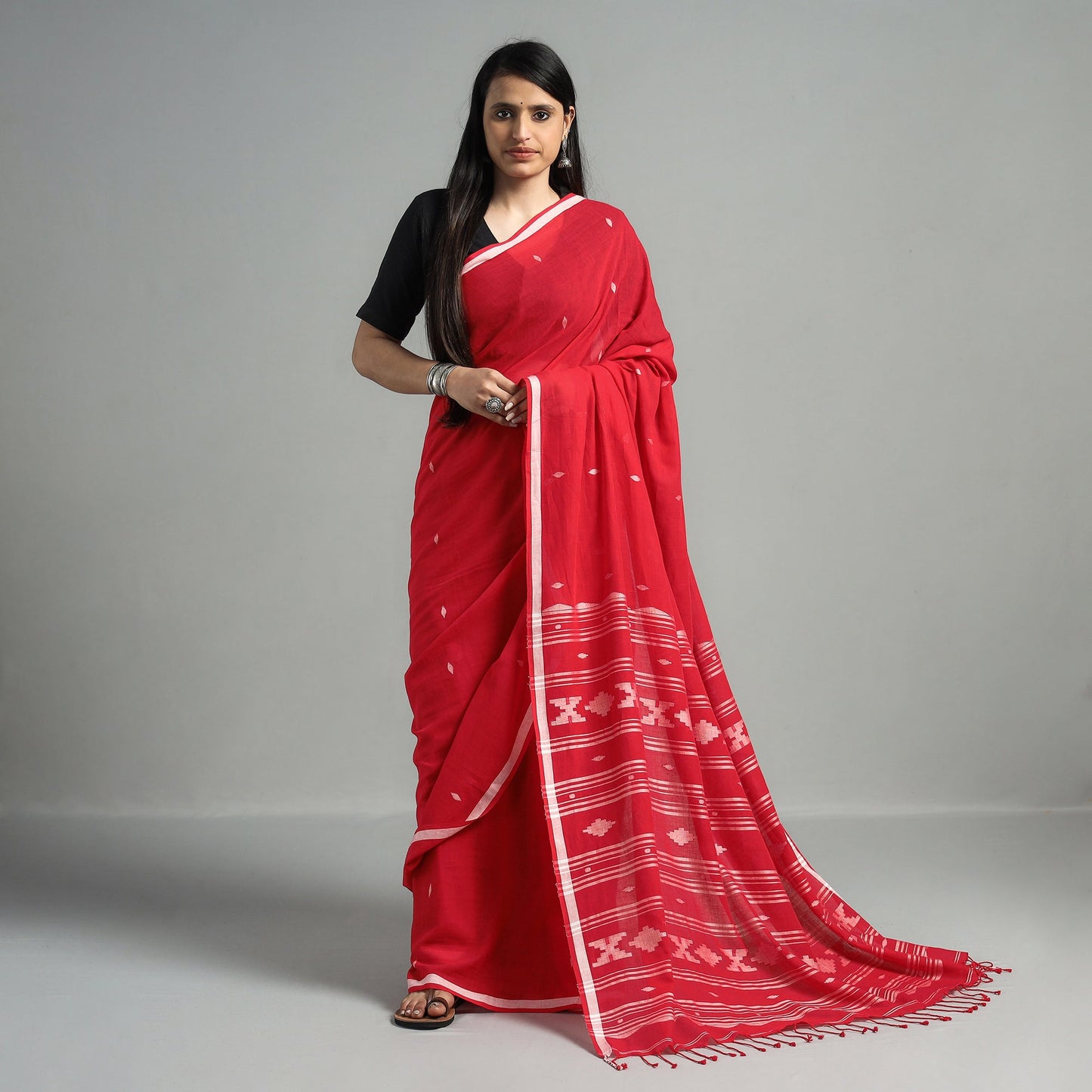Red Handloom Cotton Phulia Jamdani Saree