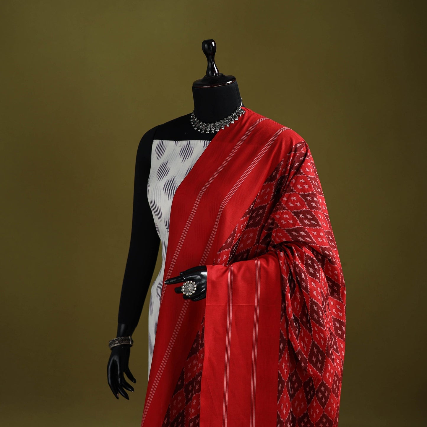 Handloom mercerised cotton pochampally ikat dupatta 19