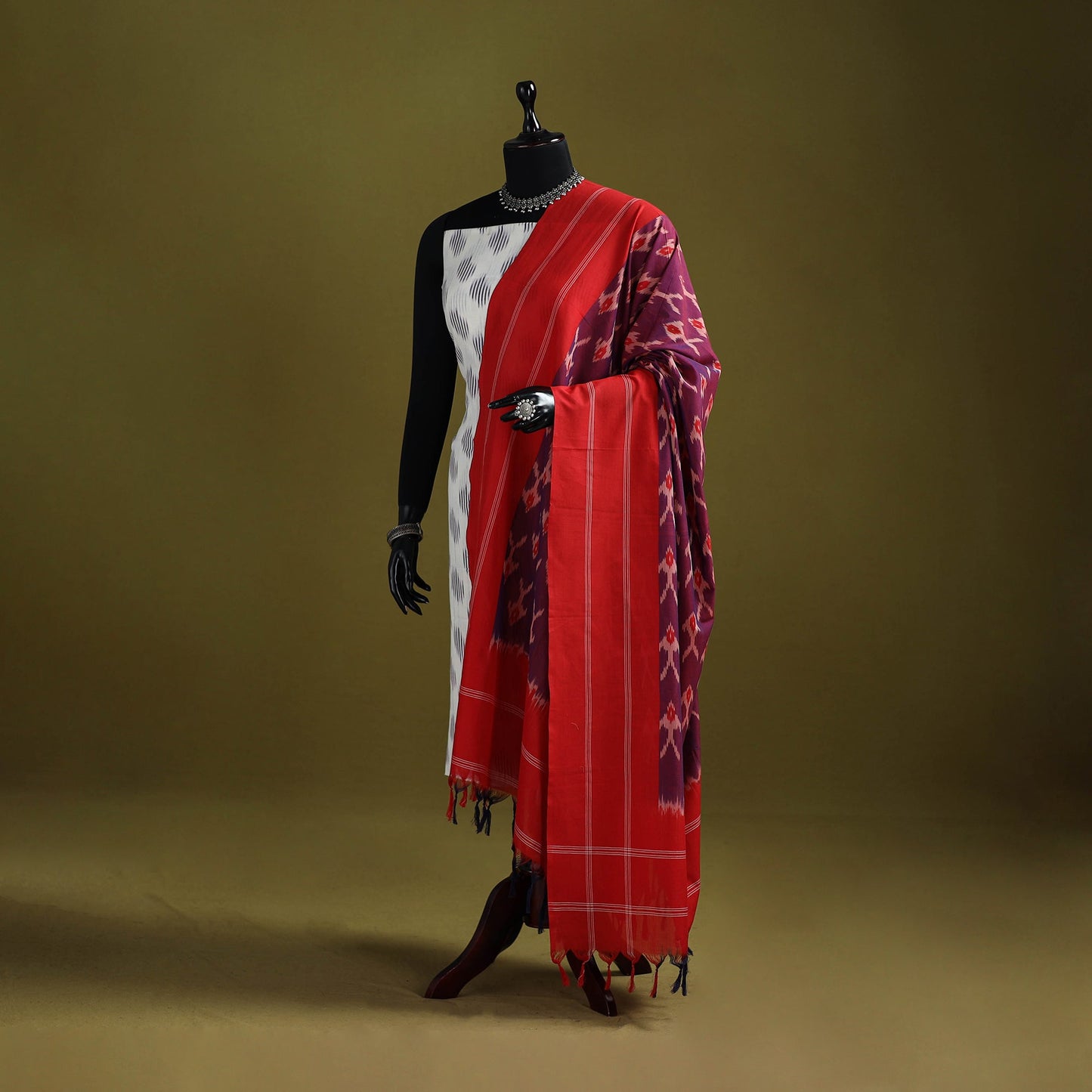 Handloom mercerised cotton pochampally ikat dupatta 25