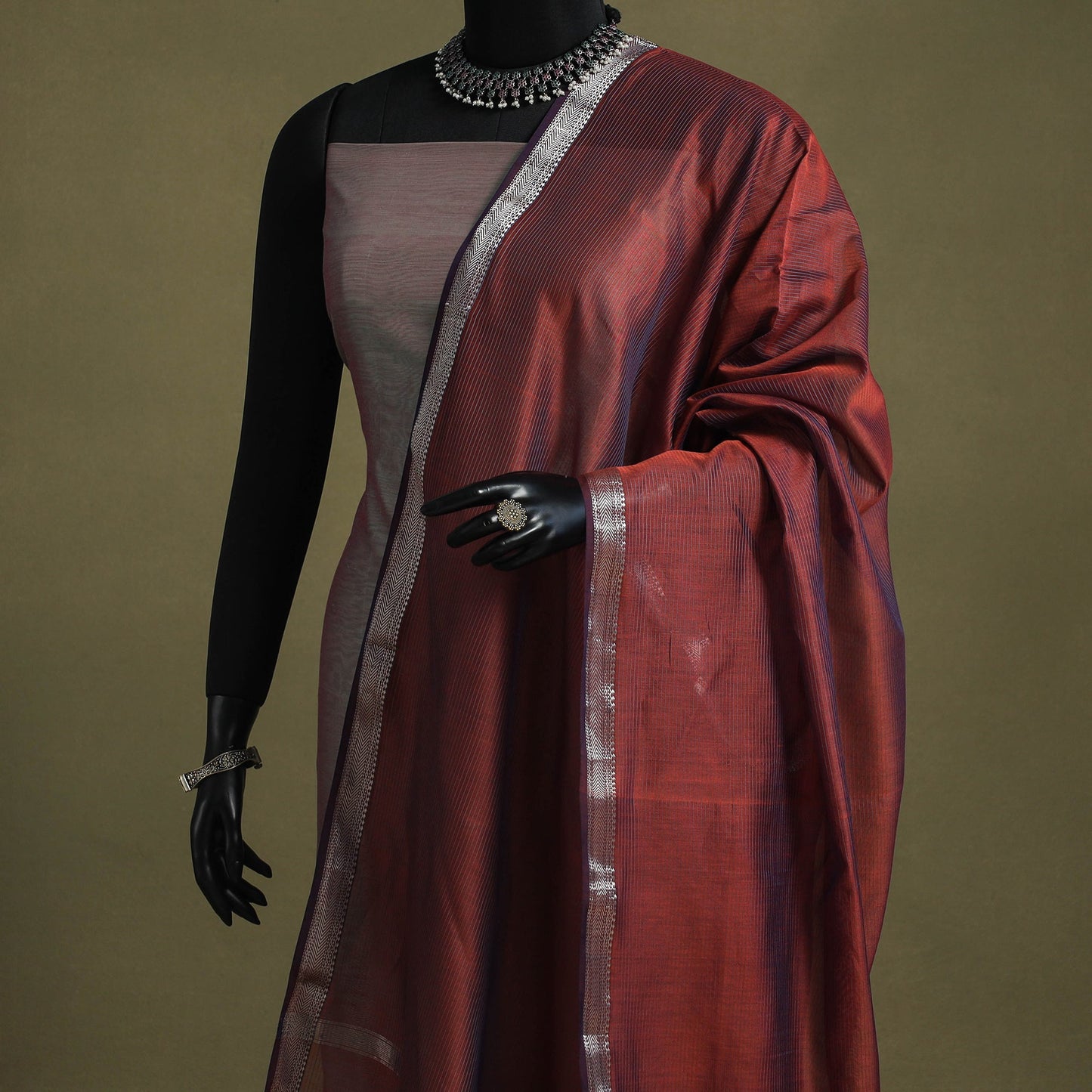 Red - handloom silk cotton maheshwari dupatta 02