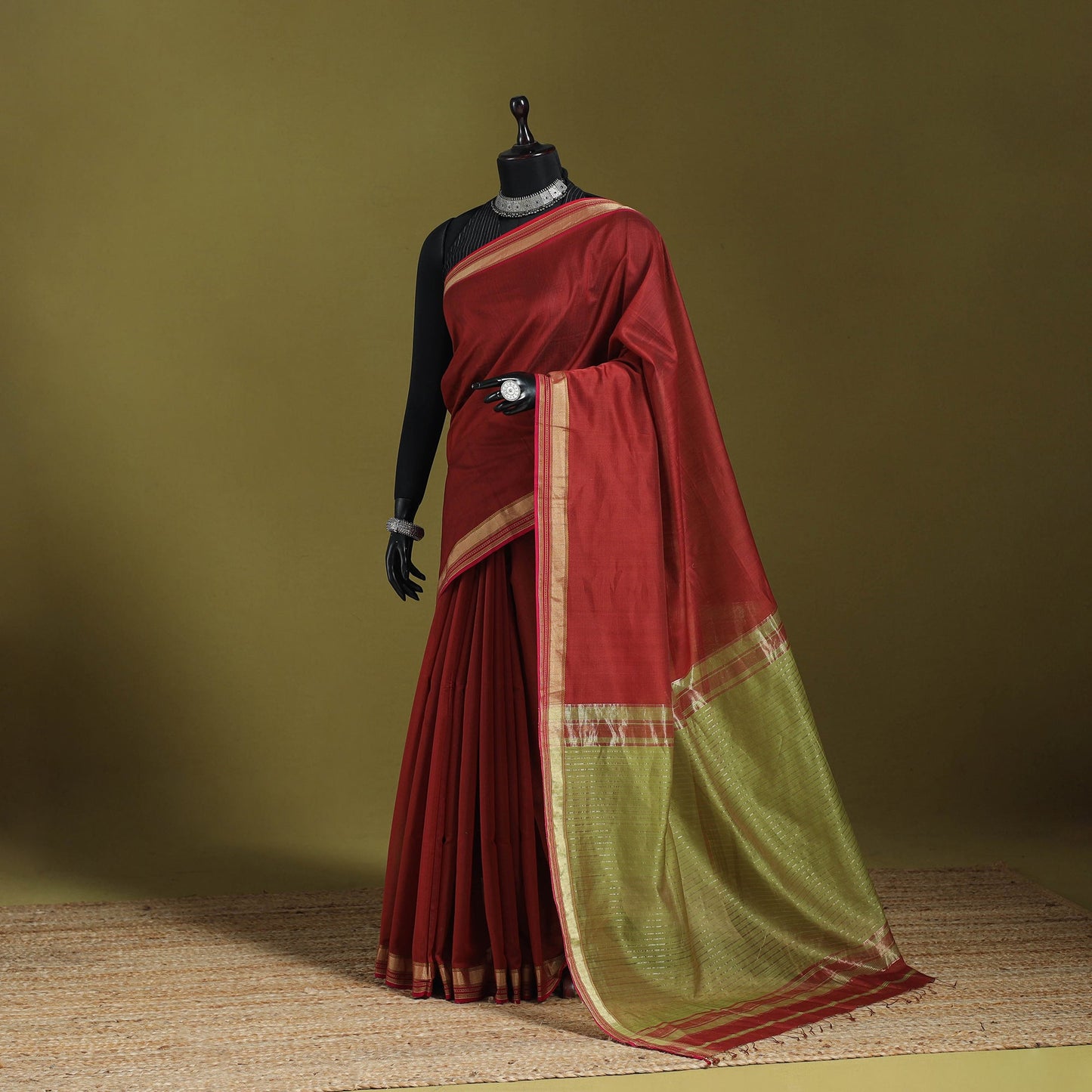 Red - handloom silk cotton maheshwari saree with zari