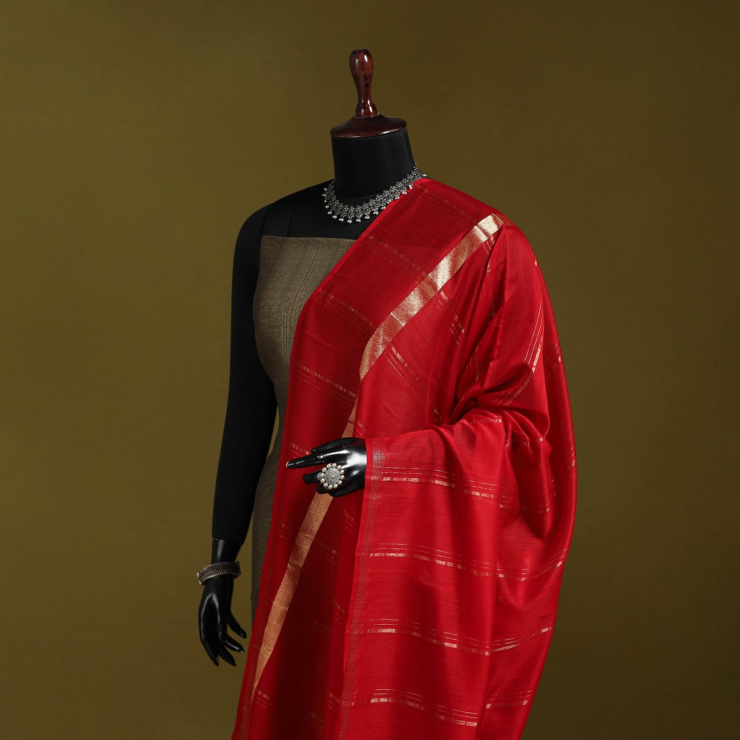 Handloom silk cotton zari work maheshwari dupatta 01