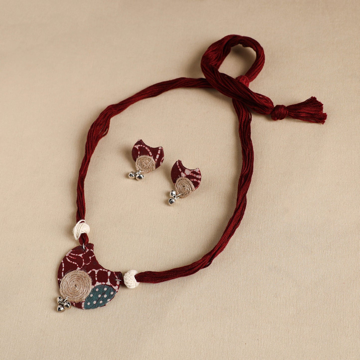Handmade Fabart Jute Necklace Set