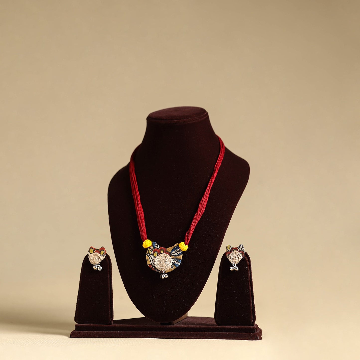 Red - handmade fabart jute necklace set 26 - handcrafted