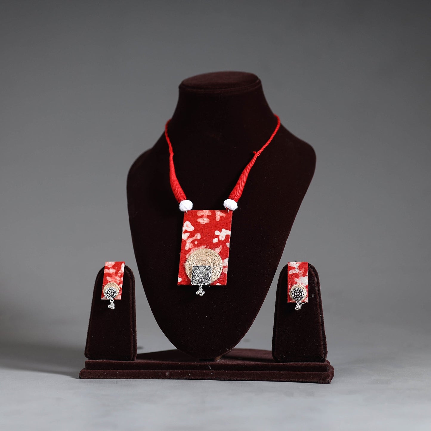 Handmade GS Jute Fabart Necklace Set 04