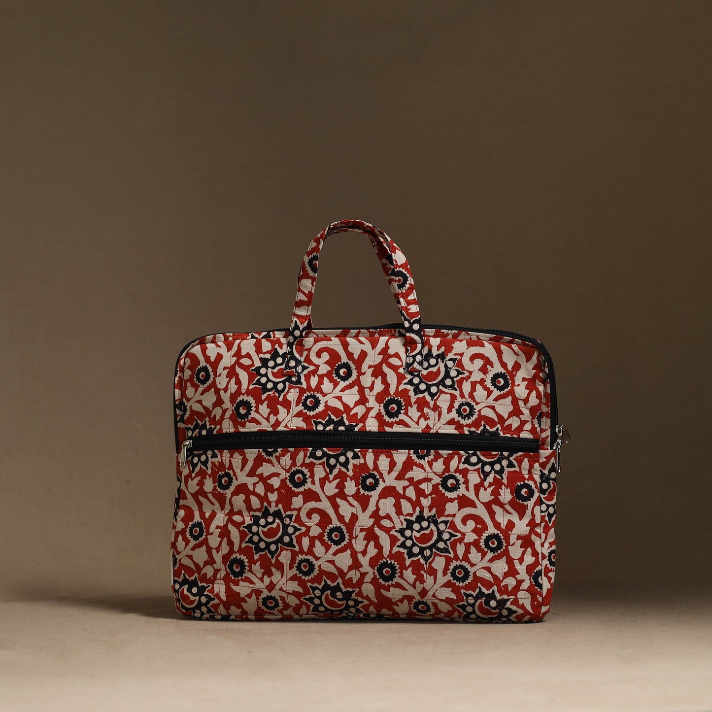 Red Handmade Quilted Cotton Laptop Bag (13 x 16 in)