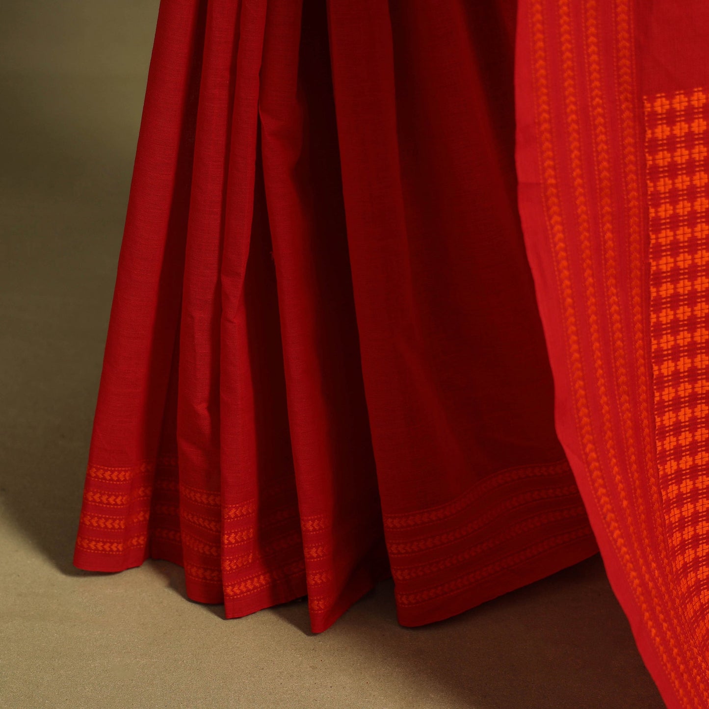 Red - handwoven cotton begumpuri saree 15 - handcrafted