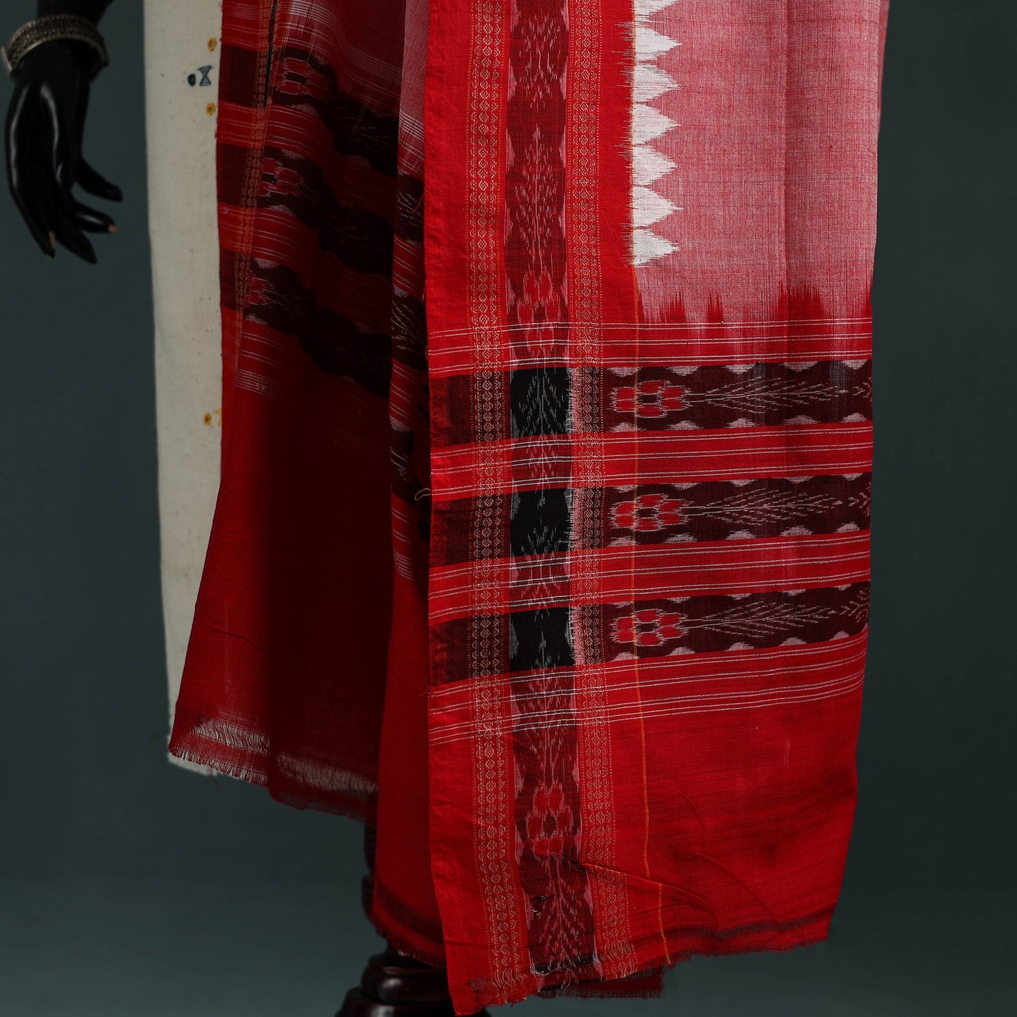 Ikat handloom cotton sambalpuri dupatta 06 - handcrafted