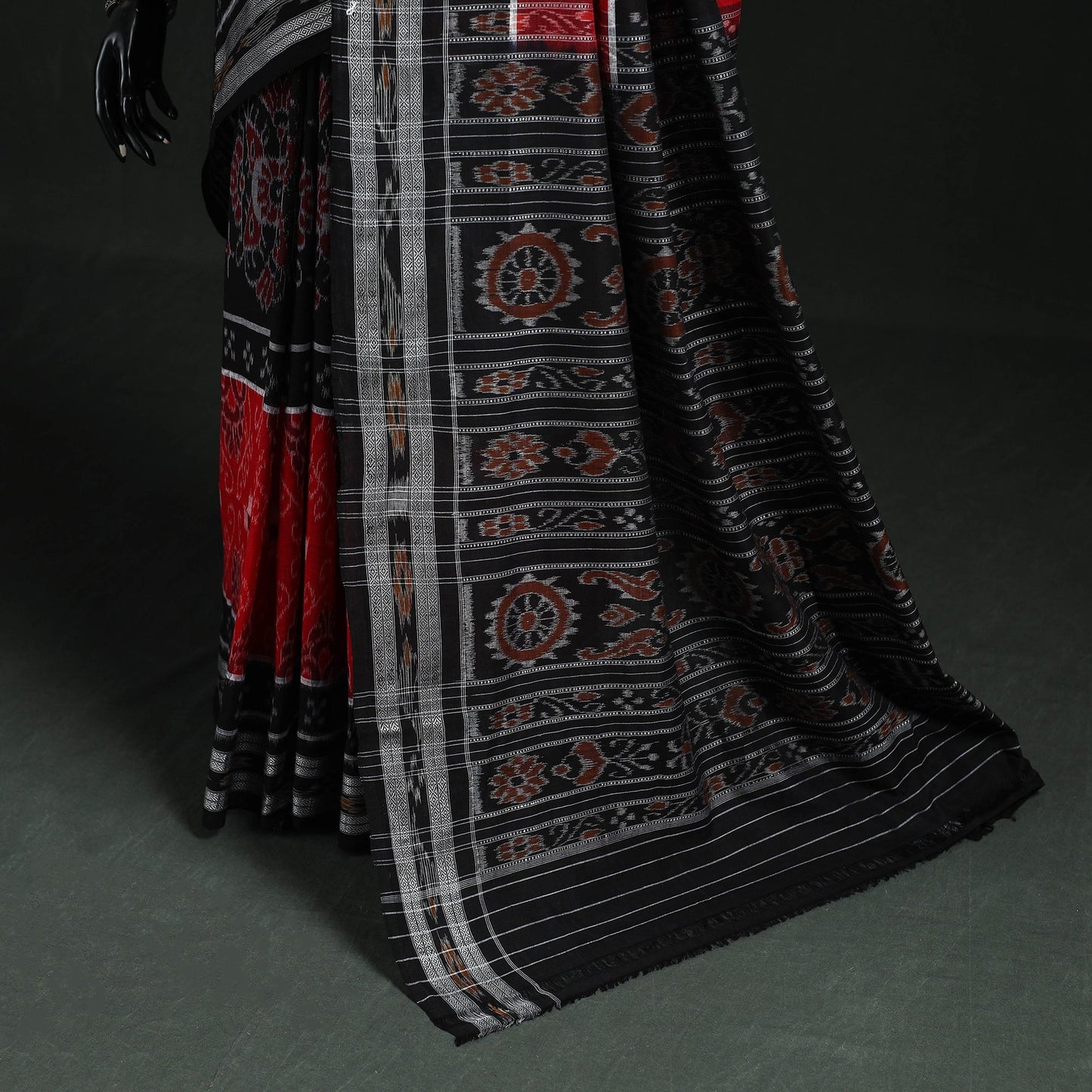 Ikat handloom cotton sambalpuri saree 08 - handcrafted