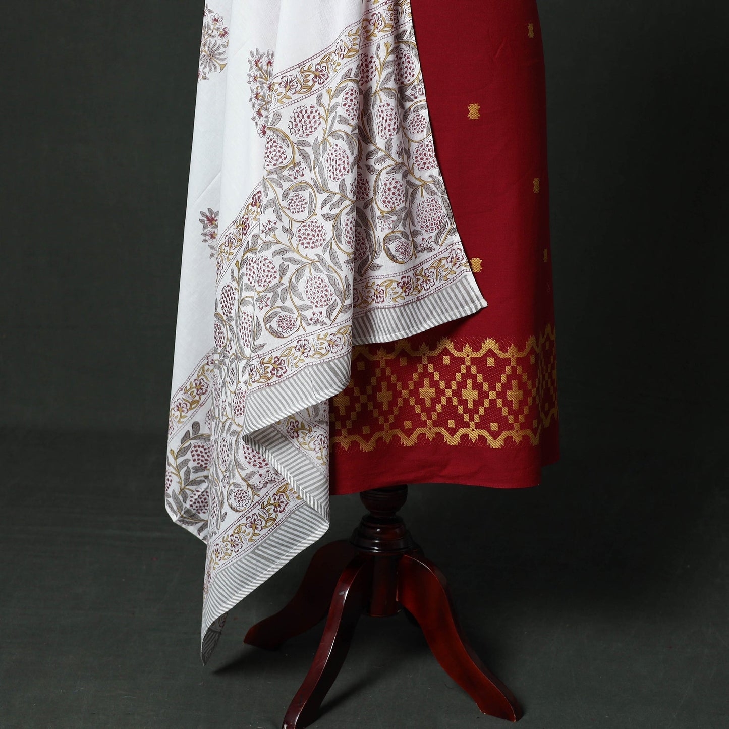 Jacquard cotton 2pc unstitched dress material with earrings