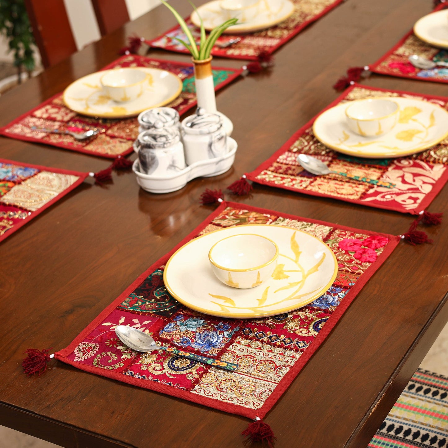 Red - khambadiya patchwork cotton table mats (set of 6) 10