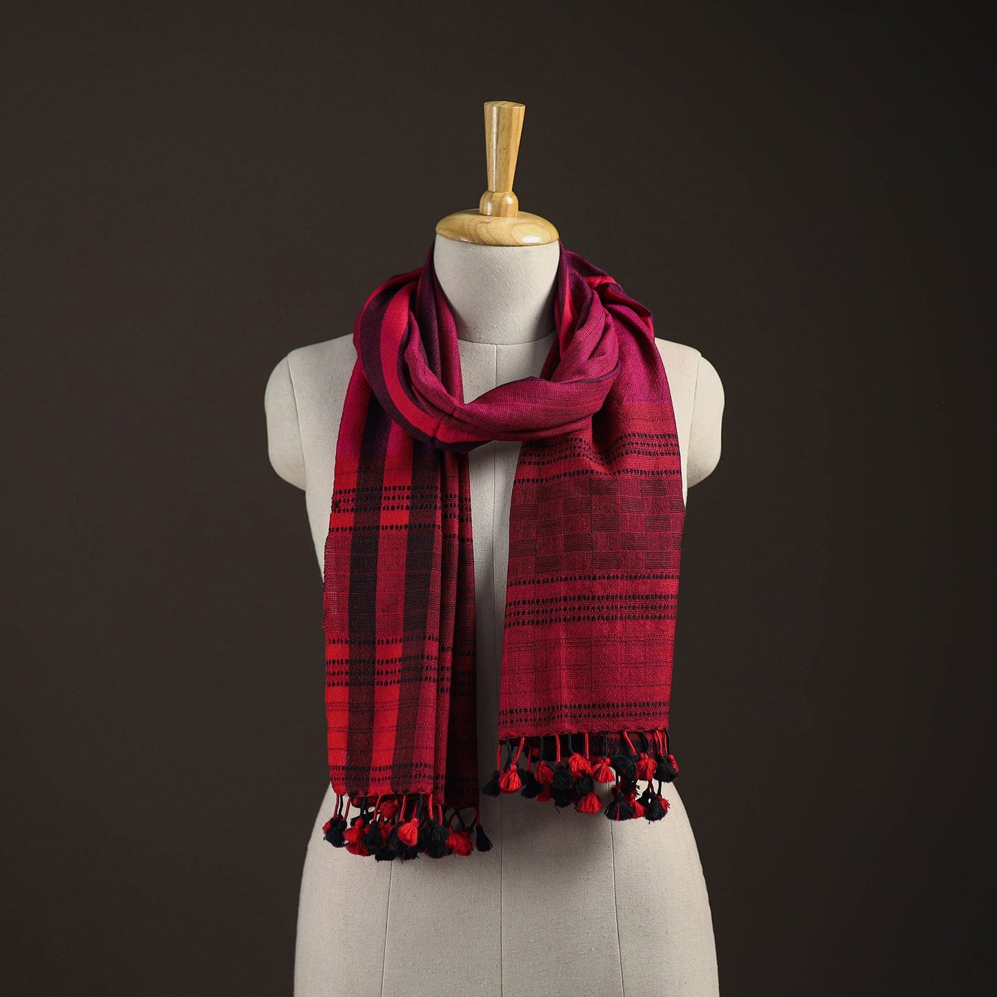 Kutch bhujodi handwoven merino wool stole 215 - handcrafted