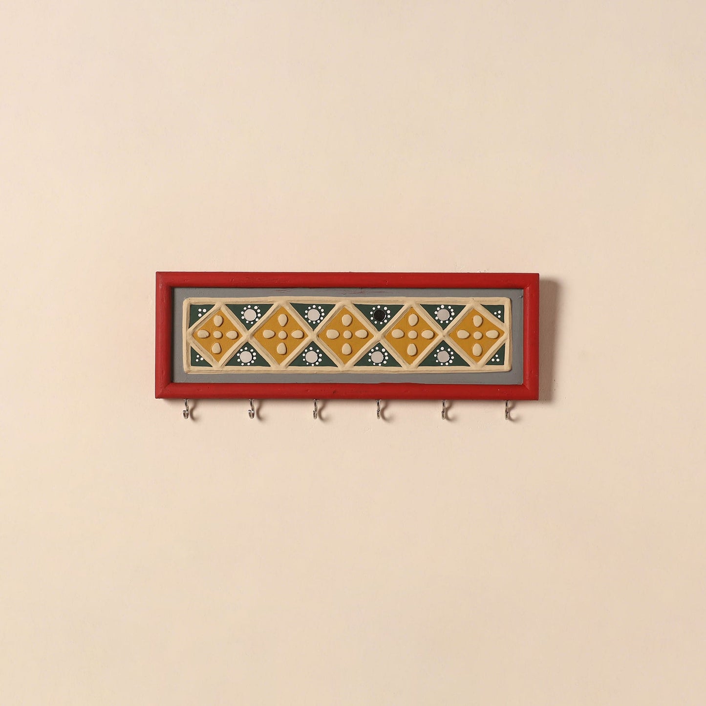 Kutch mud mirror work lippan art key holder (4 x 12 in)