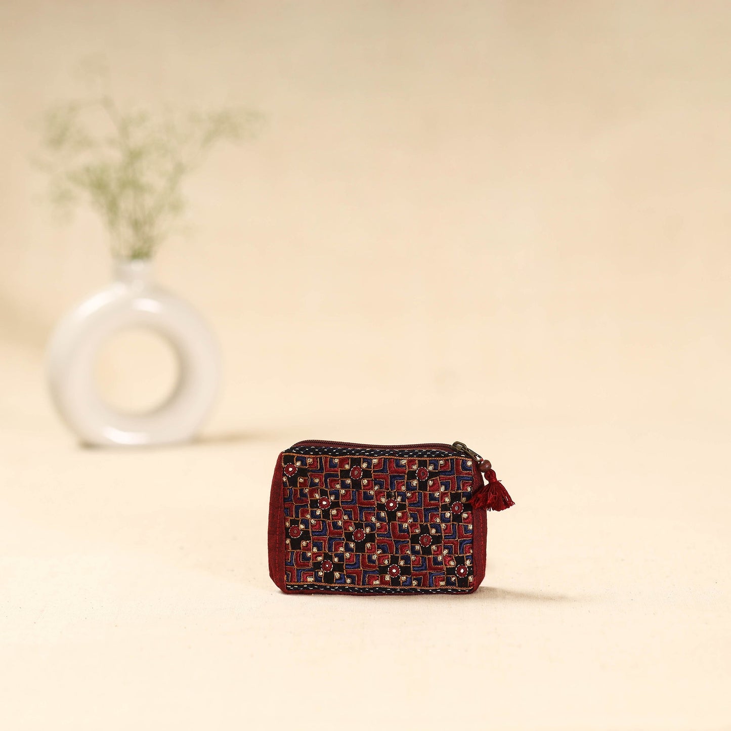 Kutch neran hand embroidered coin pouch 177 - handcrafted
