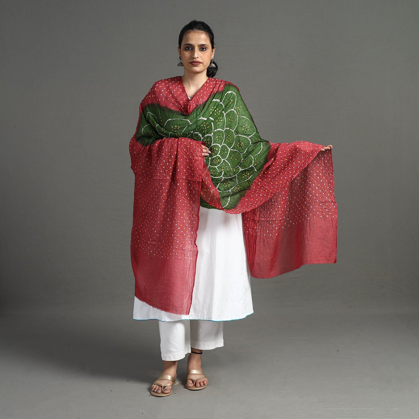 Kutch Bandhani Dupatta Online in India