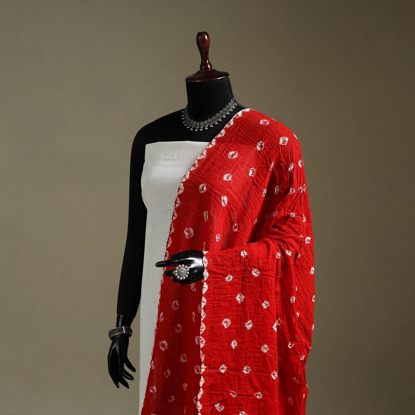 Kutch tie-dye mul cotton shibori bandhani dupatta 42