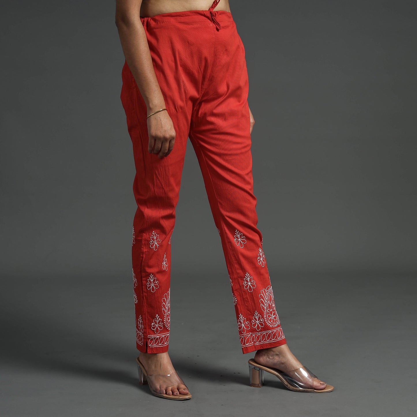 Buy Lucknow Chikankari Hand Embroidery Cotton Lycra Cropped Pant Online at iTokri.com